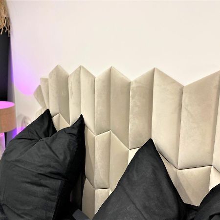 Design+Luxus Apartment Im Zentrum! +Netflix Warschau Buitenkant foto