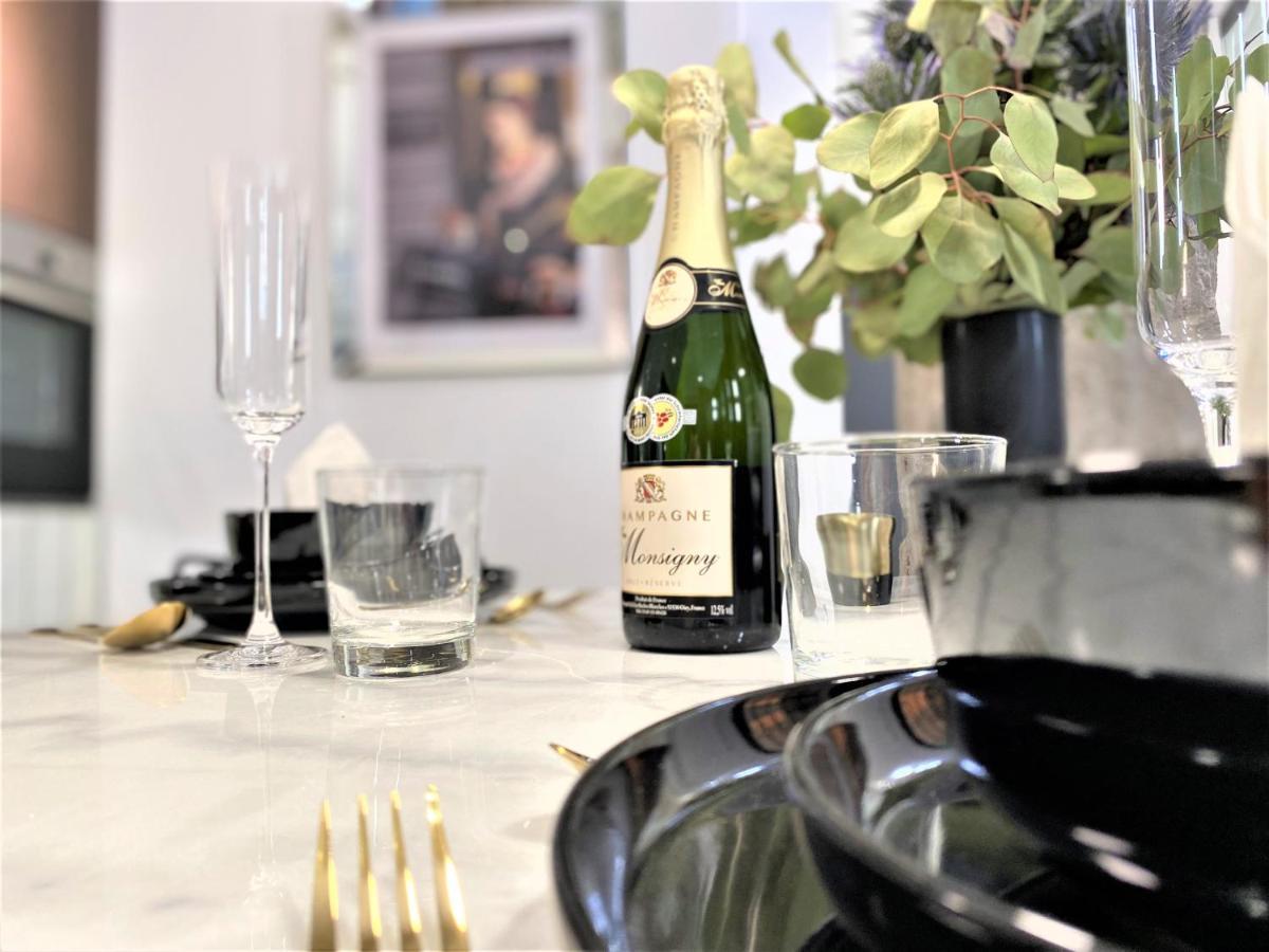 Design+Luxus Apartment Im Zentrum! +Netflix Warschau Buitenkant foto