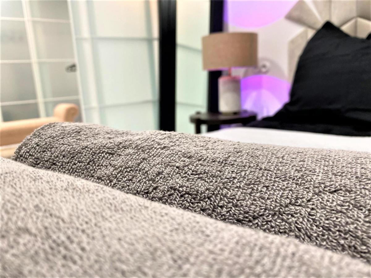 Design+Luxus Apartment Im Zentrum! +Netflix Warschau Buitenkant foto